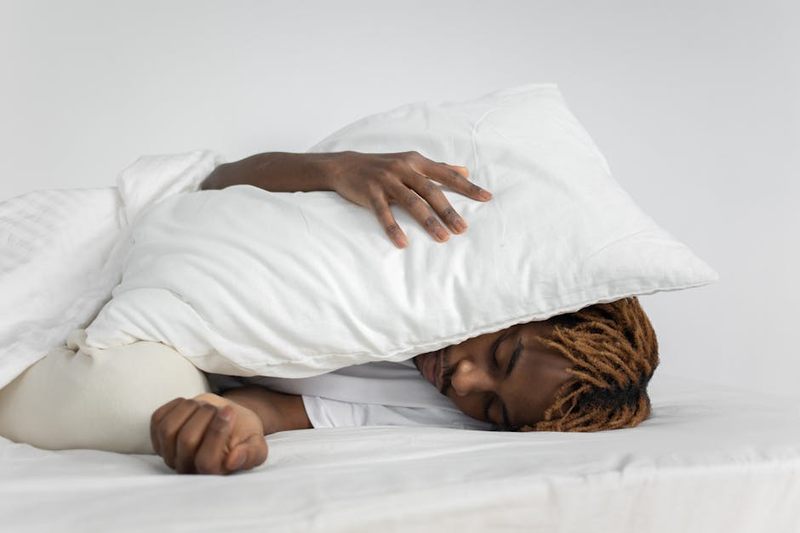Nordic Lines Premium Pillow Set